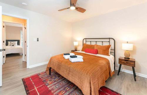 15 Min to UA Private Heated Pool Huge Yard Luxe Master - Foto 23