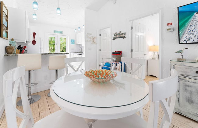 Crescent Beach Villas - West by Beachside Management - Photo 19