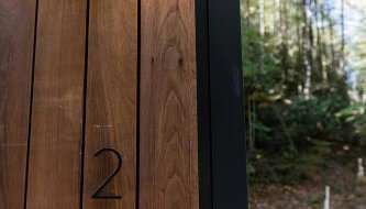 Modern Mirror Home w/ Hot-tub | “Glass House” #2 - Foto 3, Other