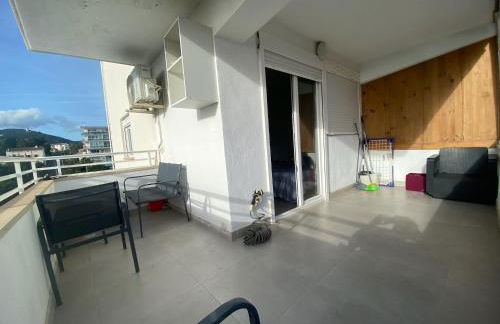 Estudio con terraza y vistas al mar 500 metros de Cala Mayor Playa - Photo 12