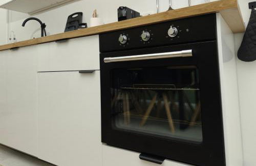 Moderne Wohnung mit Balkon ideal für Familien und Geschäftsreisende - Photo 29