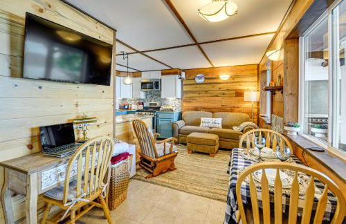 Outdoor Kitchen and Canal Views Cabin in Quilcene! - Foto 8