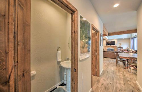 Expansive Group Lake House with Private Hot Tub! - Photo 34