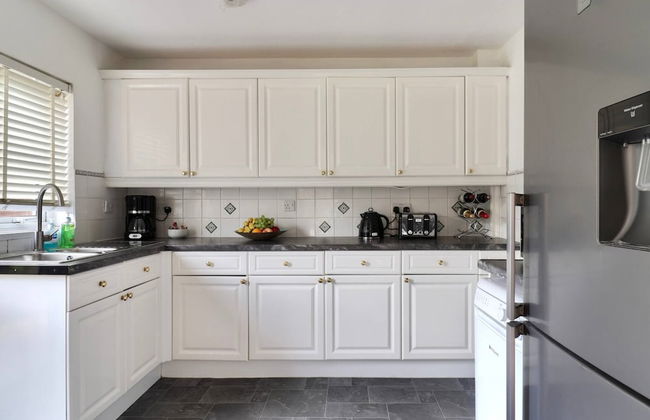 Skyvillion - Valley Way - 3bed House In Stevenage - Foto 26