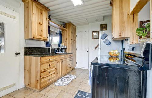 Unique Dog-Friendly Log Cabin Short Walk to Ocean - Foto 7