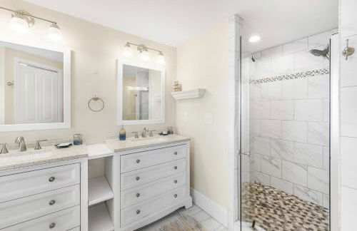 300 Degree Views, NEW HotTub, Firepit, Lighthouse - Foto 13