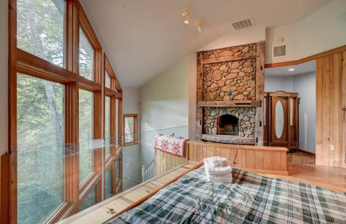 Steps to the Ellis River - Luxe, Hot Tub, Game Room - Foto 21