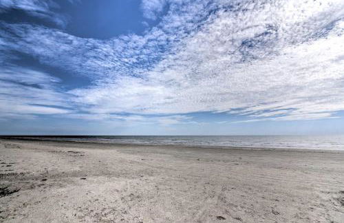 Walk to Beach and State Park! Bungalow in Galveston - Photo 26