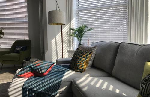 On The Avenue Apt 4 - Photo 2