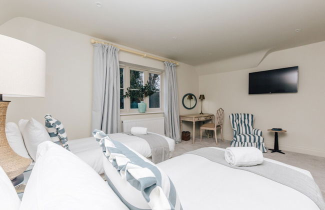 Hayward House Hot Tub Large Garden - From 1100 Per Night - Foto 52