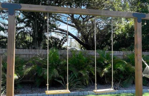 The Wisteria Oasis With heated pool and hot tub - Foto 47