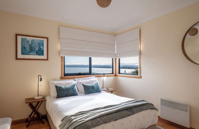 Waterline - Photo 23