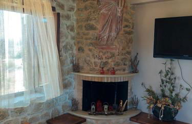 Eftihia's Home - Photo 5