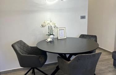 HelaMoni, New 5 Star 2 Person apartments with pool - Foto 36