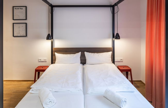 Nomad Serviced Apartments - Photo 4