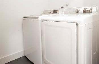 Sophisticated Minimalist Modern Home w/pool and spa - Foto 34