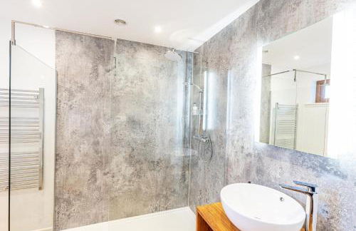 Thistle Lodge 20 with Hot Tub - Foto 16