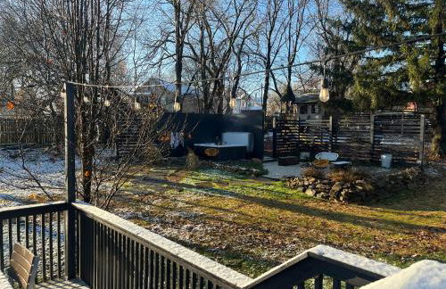 Ode to the '70's creative private home with pool - Foto 46