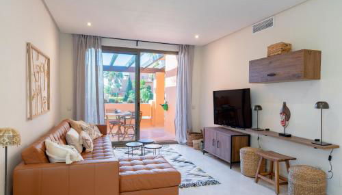 Tropical Apartment between Marbella and Estepona - Photo 2