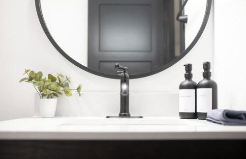 Modern Cottage with hot tub near lake, wineries, Geneva and SPIRE - Foto 6