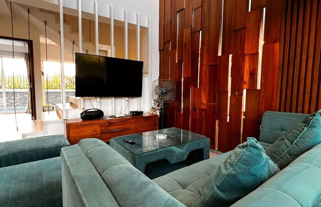 Rivendell 3BHK Pvt Pool by Stellar Stays - Foto 8