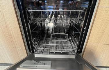 Business and Pleasure Malta Posnania self check in 24h - Photo 10