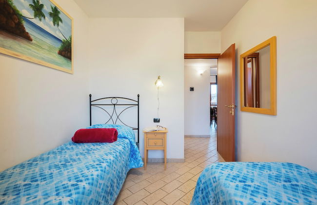 Follonica Apartments - Photo 7