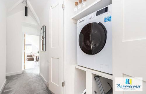 THE HIDE OUT by BOURNECOAST - A Stylishly Furnished Apartment with Parking - FM8444 - Foto 13