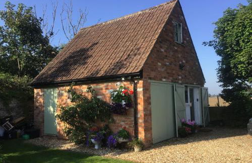 The Annex @ 3 East Town Cottages - Photo 2