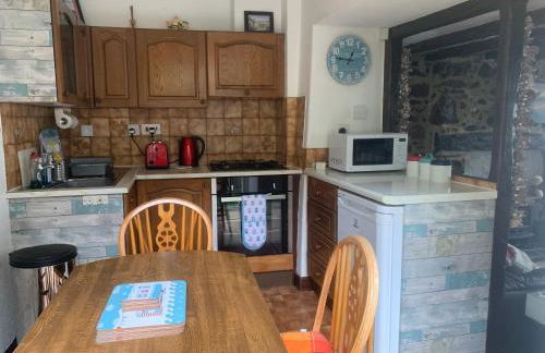 Pwllheli Marina Welsh Cottage by Plas Heli & the sea - Photo 12