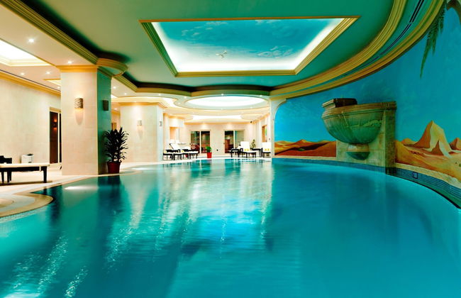 Magnum Hotel & Suites West Bay - Foto 16