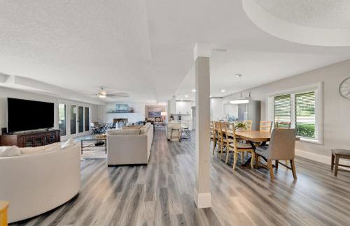 Beautiful Lake View Retreat Drivable To Theme Parks 3 Bedroom Home - Foto 60