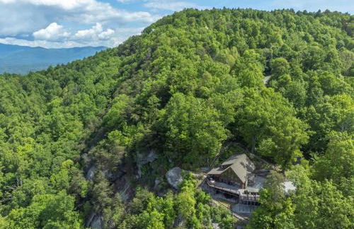 A Celestial Chalet Pets, Hot Tub & Mountain View - Photo 47