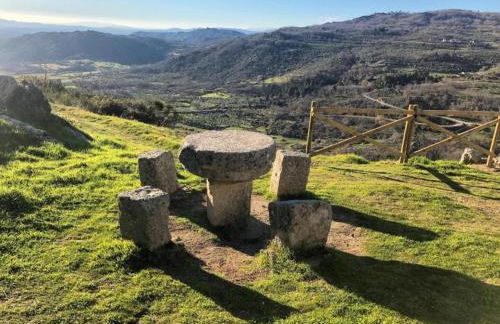 Holiday Home in Villamiel with Mountain Views - Foto 38