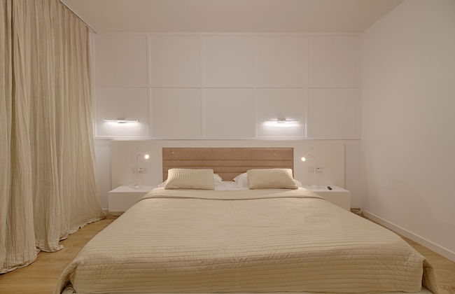 The Rooms Apartments Tirana - Photo 38