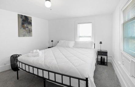 Save 50 percent on 30 or more Days! 3BR by UofR & ROC NY Airport - Foto 4
