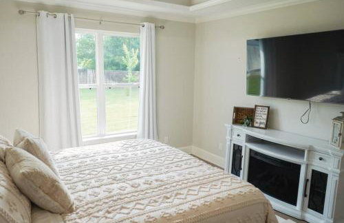 The Haven on Loveless Street with Game Room - Foto 45