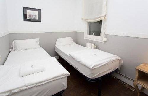 Letsgo Camp Nou Apartment - Photo 23