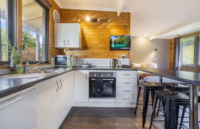 Mole Creek Cabins - Photo 42