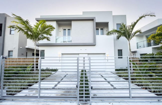 The Modernista 2 - Large Townhome With Pool - Foto 67