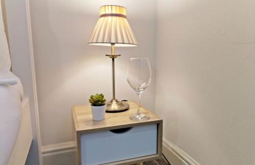 Central Manchester Modern 4 Bed House - free parking - Foto 13