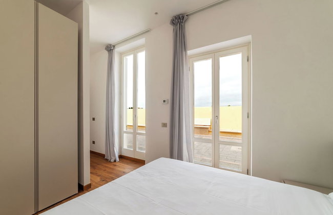 JOIVY Exclusive 2-Bedroom Villa with Private Garden - 5 minutes from the Colosseum - Photo 31