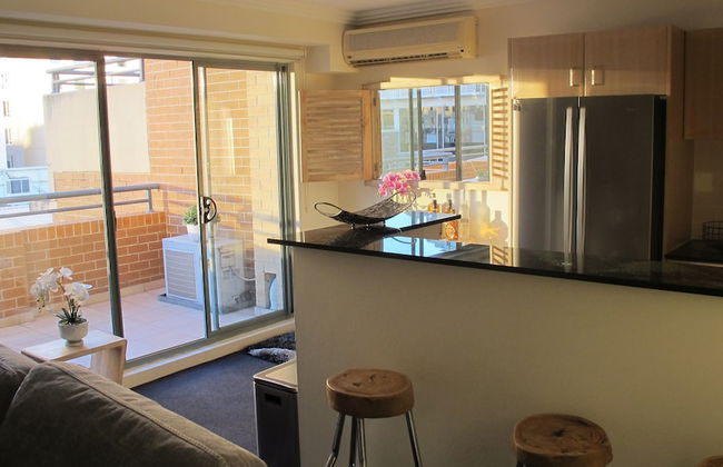 Sleek apartment Unit 87 - Photo 18