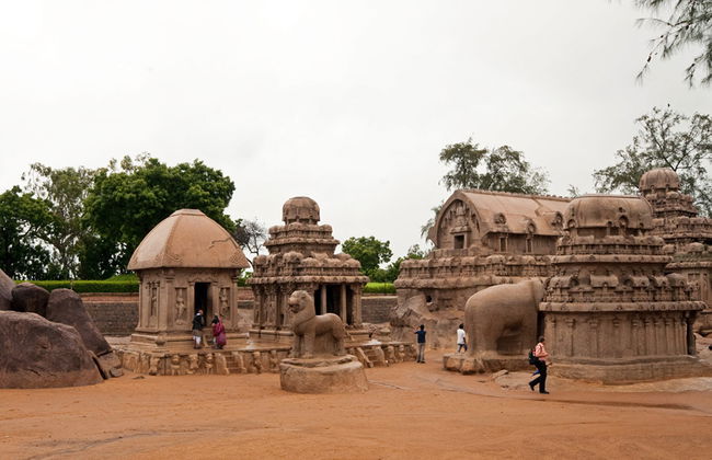 Ausflug zu den Karle- und Bhaje-Höhlen - Privat - Foto 3