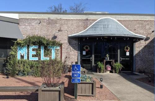 Honey, I’m Home near Savannah - Seen on HGTV - Photo 37