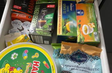 Sky Studio Apartment 1,5 Zimmer für 4 Leute Zentral 35qm S-Bahn Mercedes Benz - Foto 40