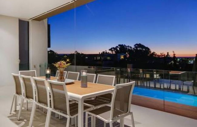 Dual Level Apartment Walking Distance to the Beach Harrier Place - Foto 23