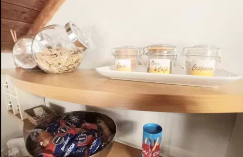 Casa Happy - La mansarda del sorriso con parcheggio privato a Valcorrente - Foto 62