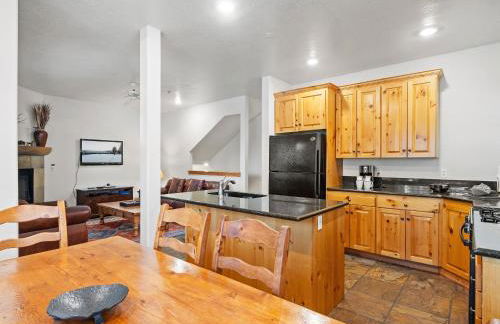 Bear Hollow Village by All Seasons Resort Lodging - Foto 156