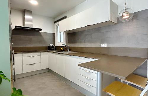 Abbott apartment - 1 min from the beach - 100m2 - sleeps 8 - Photo 9